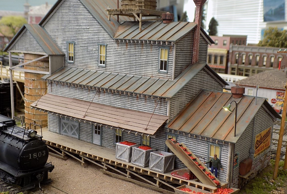 Morristown and Erie Railway layout, factory picture. 