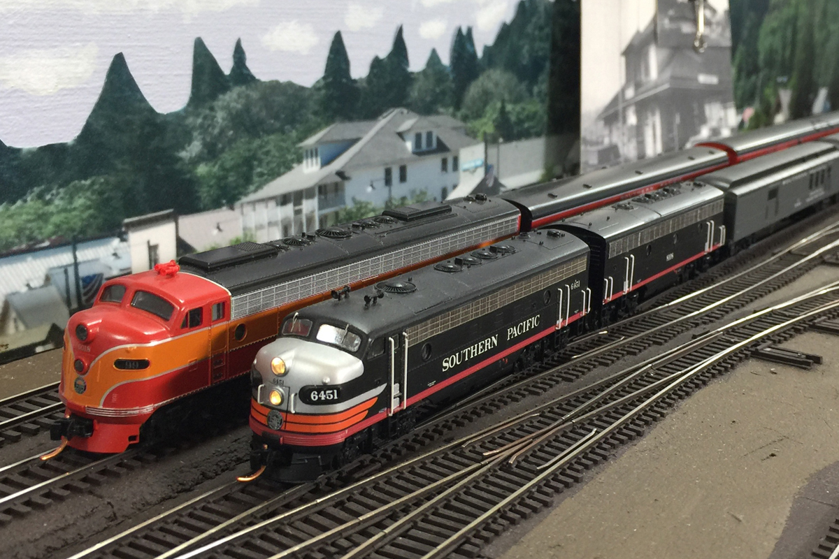 Ryan Di Fede's Southern Pacific locomotives ready to put in a day's work.